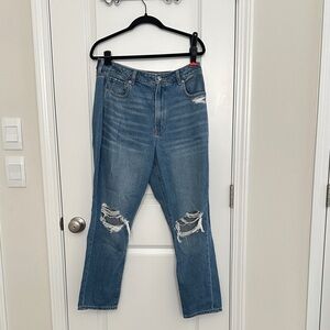 American Eagle Mom Jeans High Rise Distressed Ripped Blue Size 14 Regular